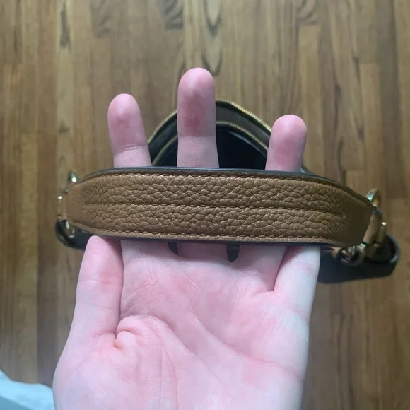 Michael Kors handbag - Picture 5 of 6